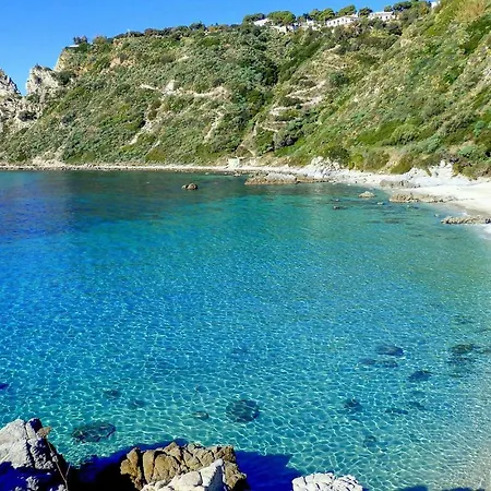 Apartment Superior Trilo 5 *